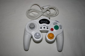 m GC Ohjain white 1 da9